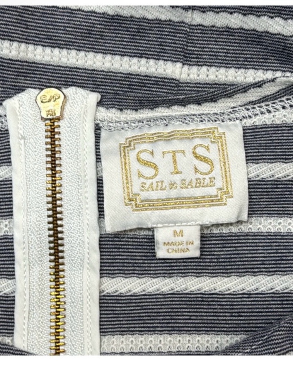 STS Sail to Sable Short Sleeve Zip Back Dress. Medium - Picture 7 of 8